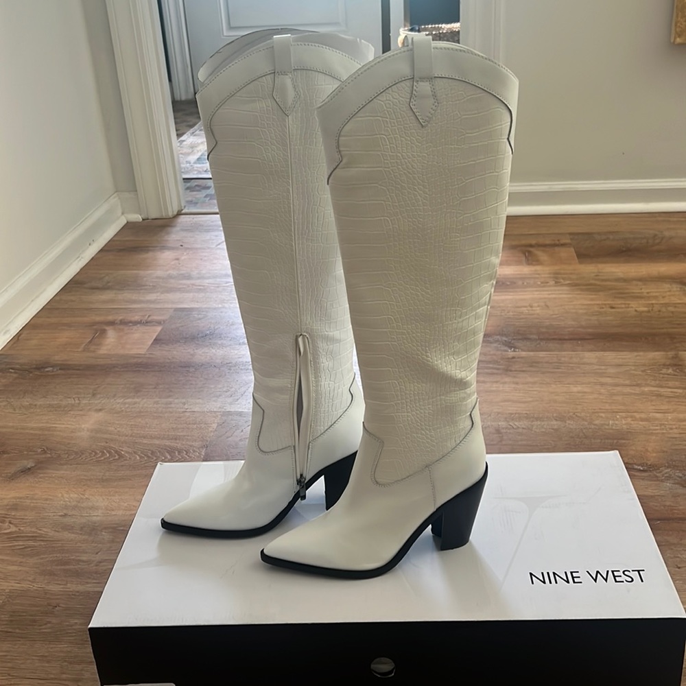 Nine West White Cowboy Boots